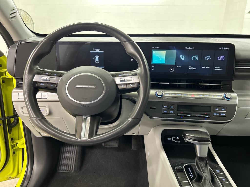 Used 2024 Hyundai Kona SEL FWD image 7