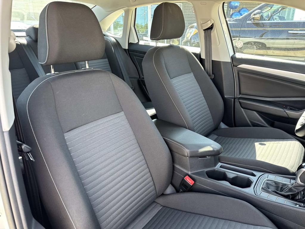 Used 2025 Volkswagen Jetta S FWD image 12