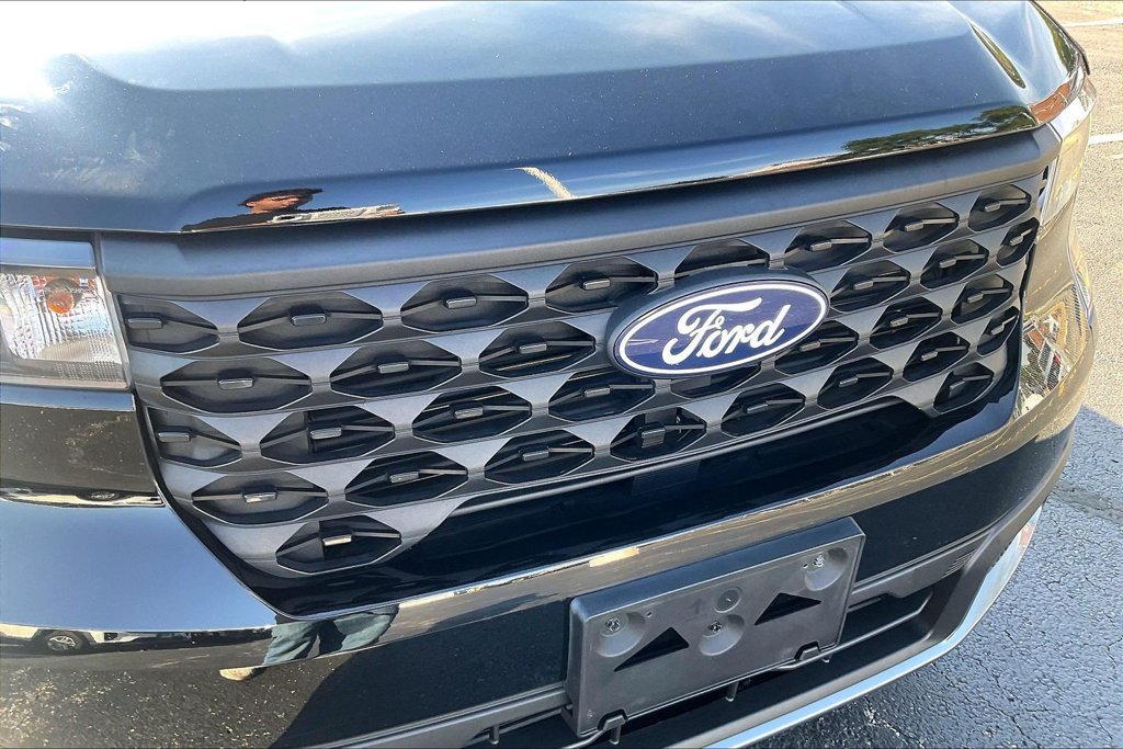 Certified 2025 Ford Maverick XLT w/ Equipment Group 302A AWD/4WD image 30