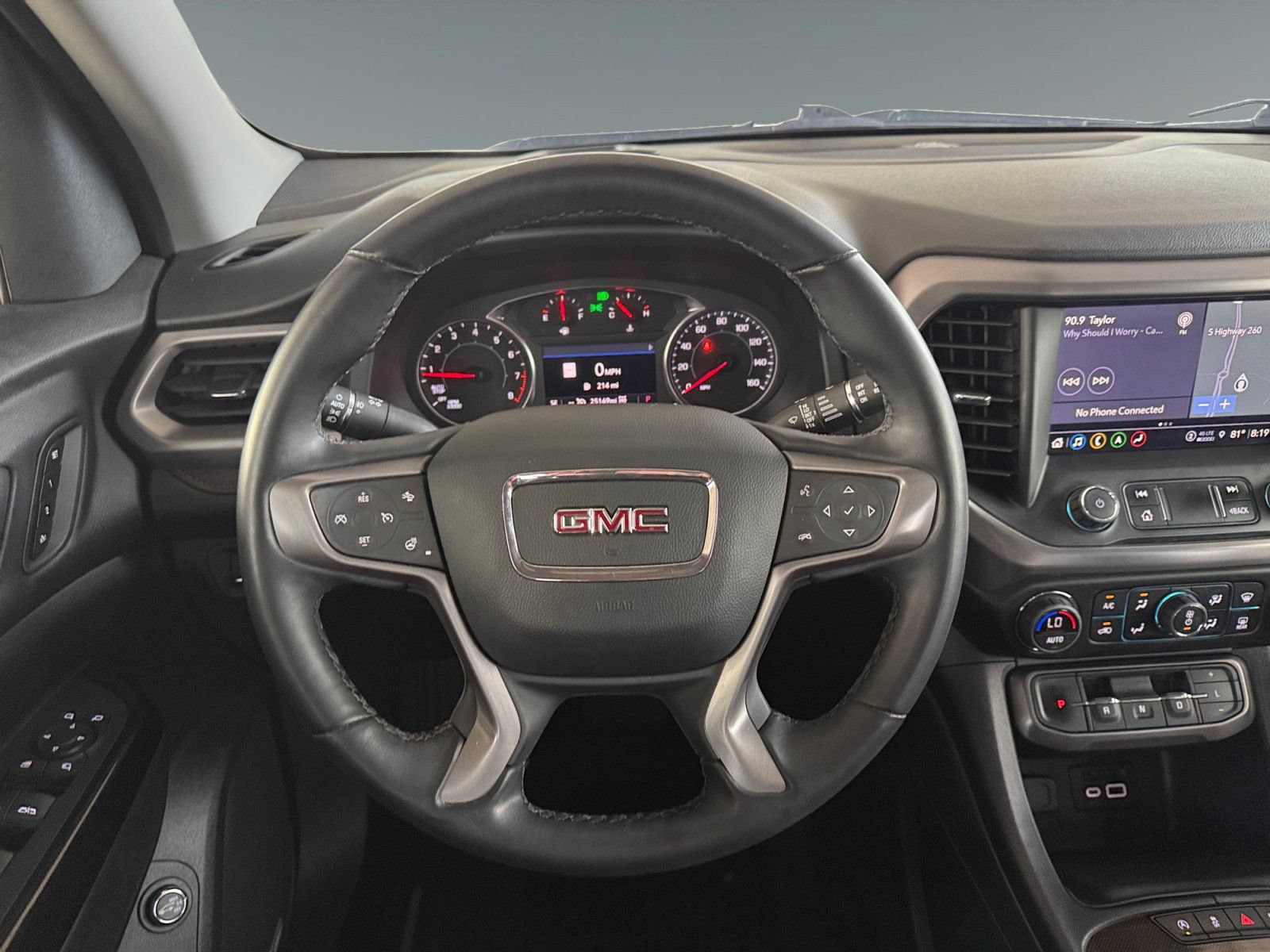 Used 2023 GMC Acadia AT4 w/ Preferred Package AWD/4WD image 17