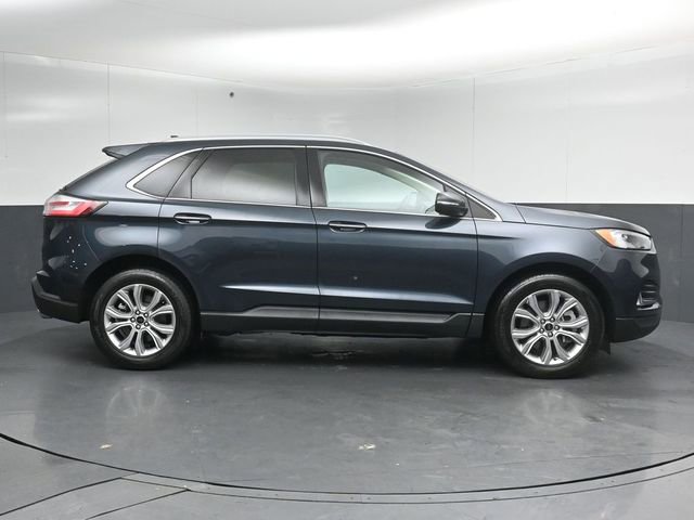Certified 2024 Ford Edge Titanium AWD/4WD image 8
