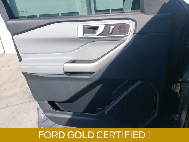 Certified 2022 Ford Explorer XLT w/ Equipment Group 202A AWD/4WD image 26