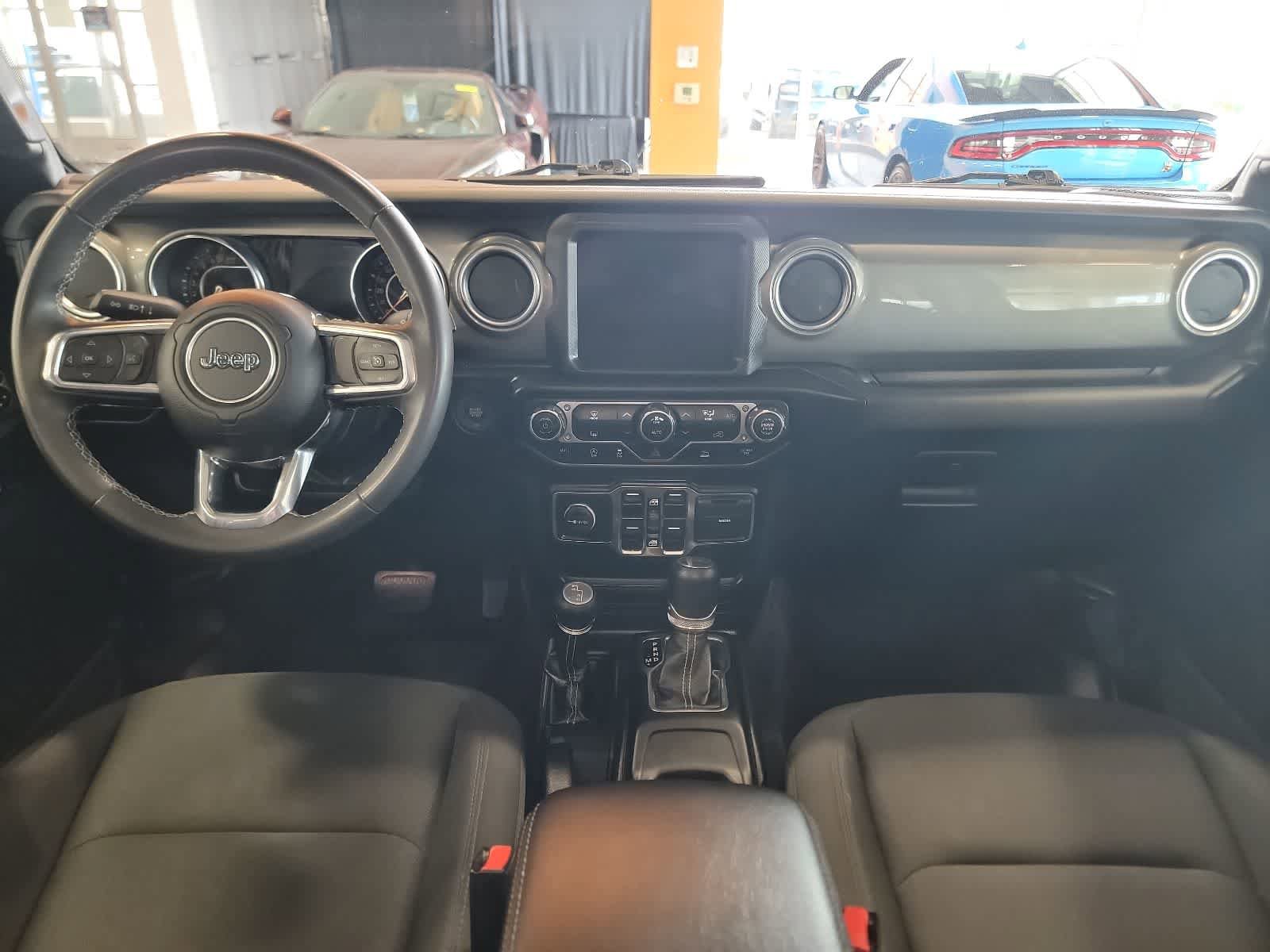Used 2023 Jeep Gladiator Overland AWD/4WD image 20