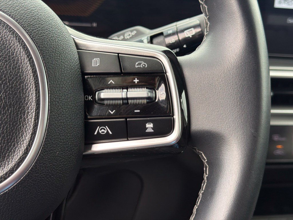 Used 2025 Kia Sorento S w/ Panoramic Sunroof Package FWD image 31