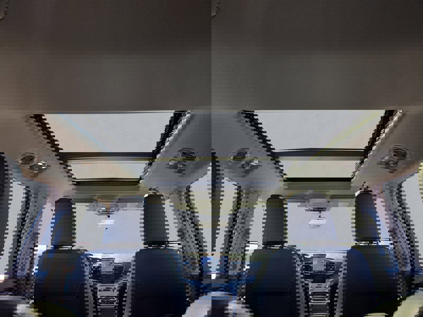 Certified 2023 Ford Explorer XLT w/ Equipment Group 202A image 25