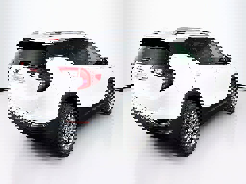 Used 2024 GMC Terrain SLT image 5
