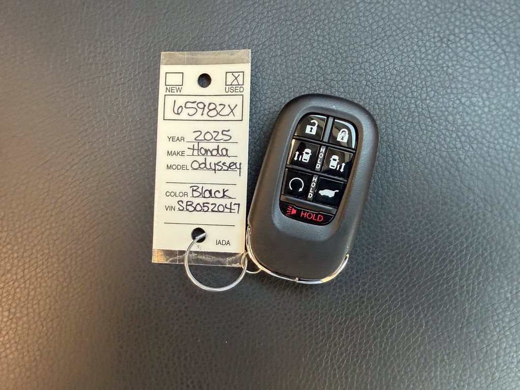 Used 2025 Honda Odyssey Sport-L image 35