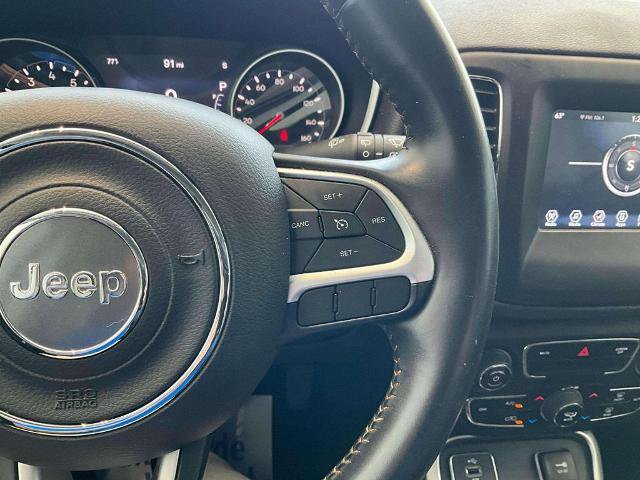 Used 2018 Jeep Compass Latitude w/ Popular Equipment Group FWD image 12
