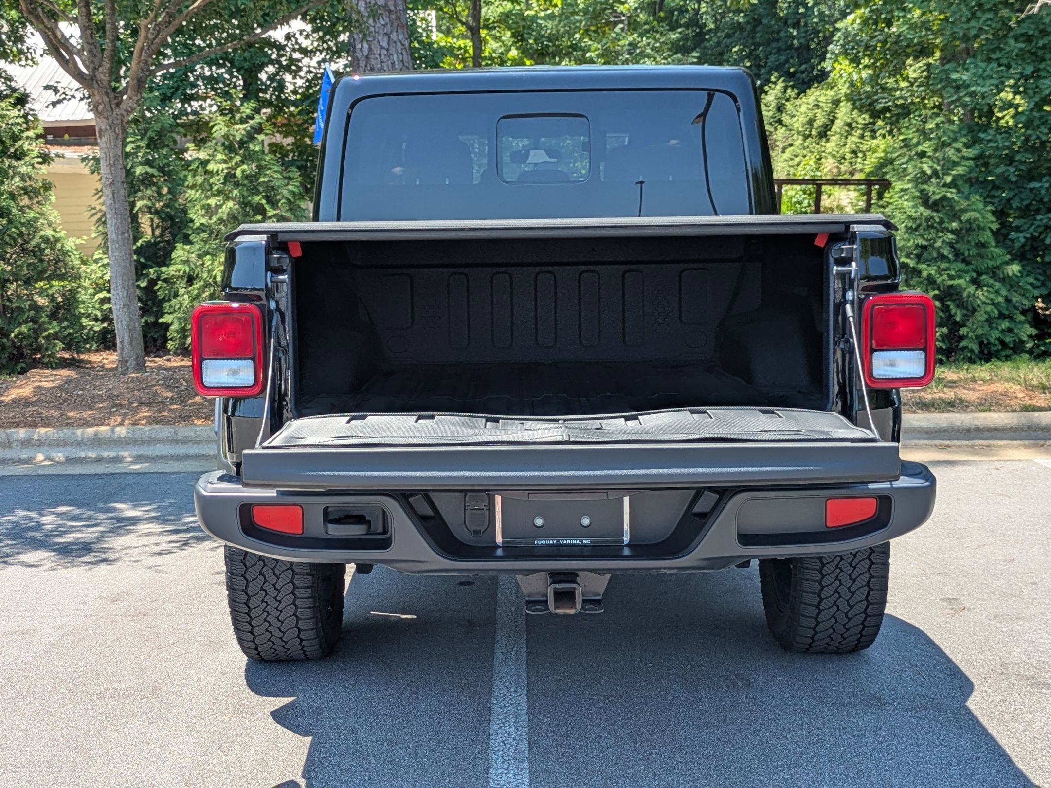 Used 2024 Jeep Gladiator Sport AWD/4WD image 26