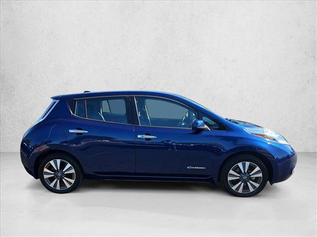 Used 2017 Nissan Leaf SV FWD image 5