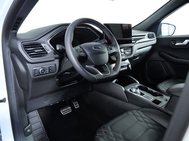 Certified 2024 Ford Escape ST-Line Elite w/ Premium Technology Package AWD/4WD image 15
