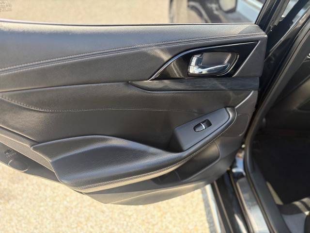 Used 2023 Nissan Maxima Platinum w/ Sport Mat Group FWD image 30