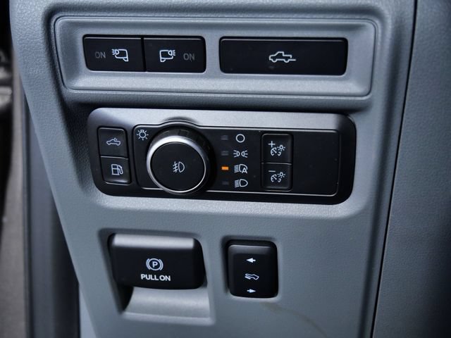 Certified 2021 Ford F150 Lariat w/ Trailer Tow Package AWD/4WD image 27