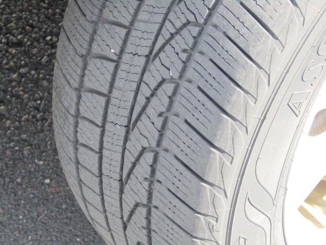 Certified 2018 Ford Escape SE w/ SE Sync 3 Package AWD/4WD image 4