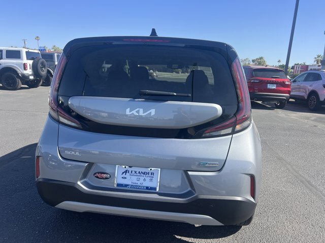 Used 2025 Kia Soul EX FWD image 6