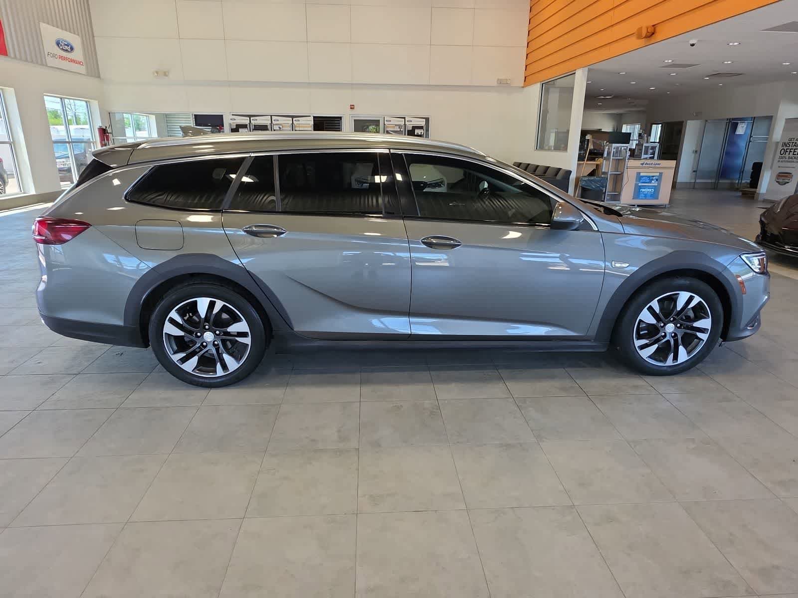 Used 2019 Buick Regal Essence w/ Driver Confidence Package I AWD/4WD image 6