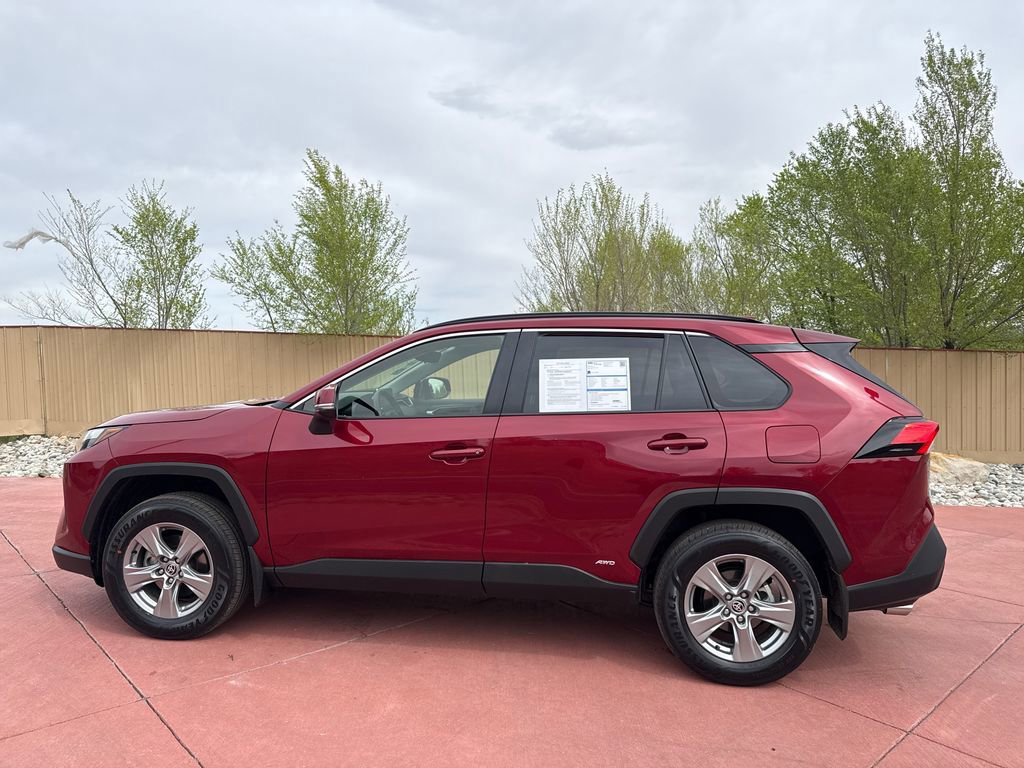 Used 2024 Toyota RAV4 LE image 2