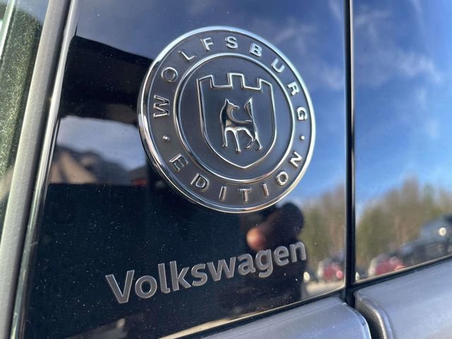 Used 2024 Volkswagen Tiguan Wolfsburg Edition image 17