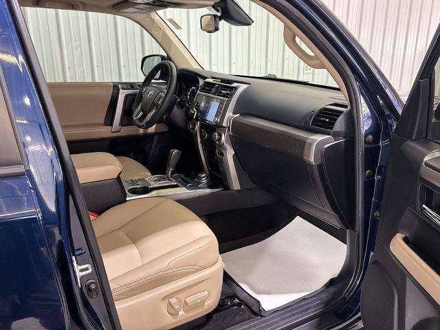 Used 2021 Toyota 4Runner SR5 Premium w/ Moonroof Package AWD/4WD image 30