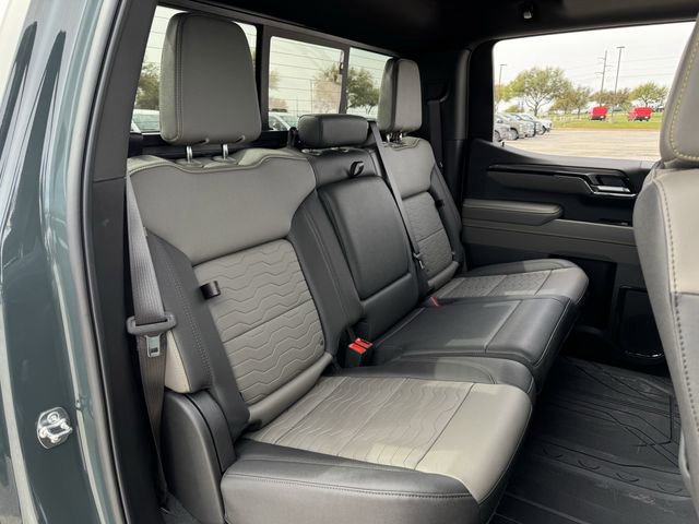 Used 2026 Chevrolet Silverado 1500 ZR2 w/ Dark Appearance Package image 31