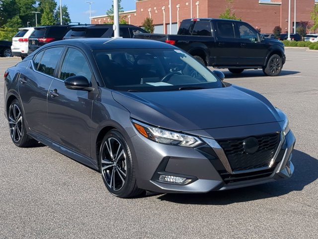 Used 2022 Nissan Sentra SR FWD image 1