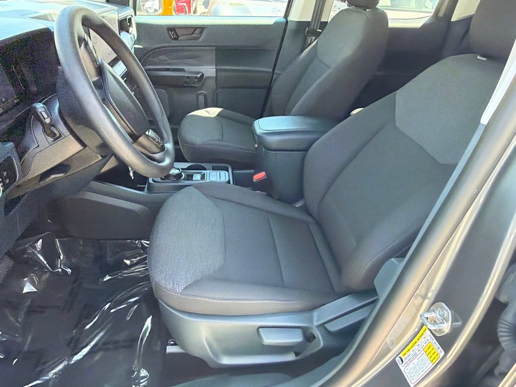 Certified 2025 Ford Maverick XL FWD image 23