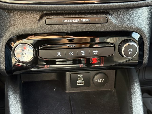 Certified 2024 Ford Escape ST-Line w/ Tech Pack #1 FWD image 5