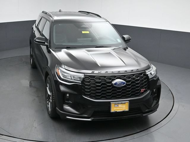 Certified 2025 Ford Explorer ST AWD/4WD image 48