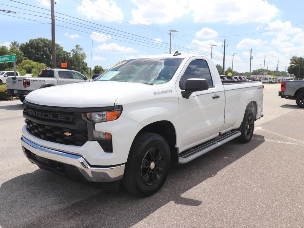 Used 2025 Chevrolet Silverado 1500 W/T RWD image 5