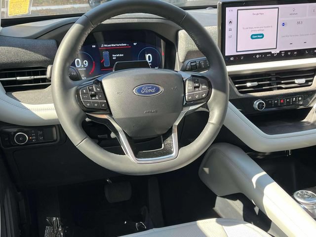 Certified 2026 Ford Explorer Platinum w/ LUX Leather Package AWD/4WD image 13