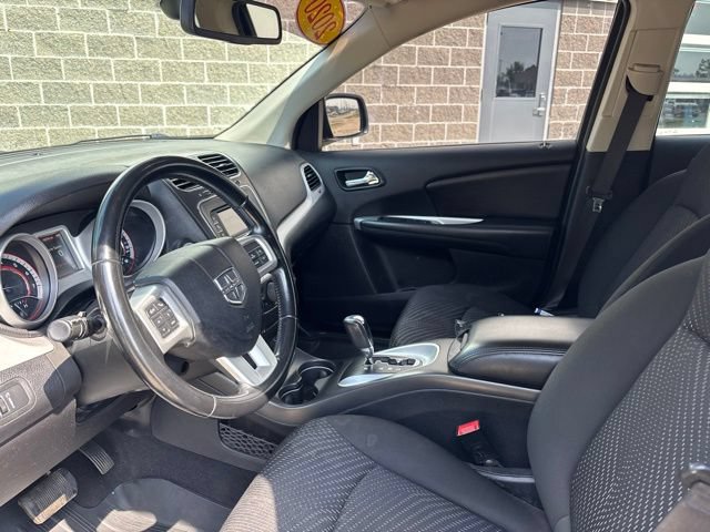 Used 2020 Dodge Journey SE w/ SE Popular Equipment Group FWD image 17