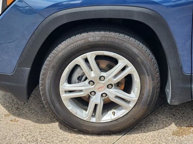 Used 2024 GMC Terrain SLE w/ Fleet Convenience Package FWD image 9