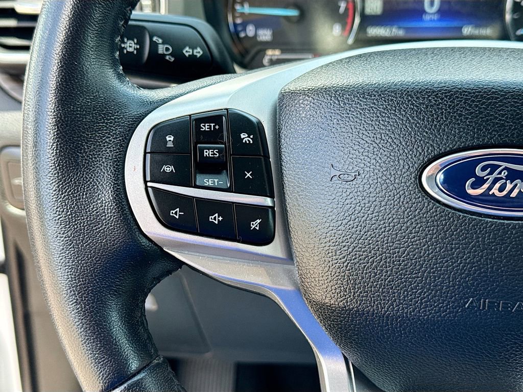 Certified 2023 Ford Explorer Limited w/ Limited Technology Package AWD/4WD image 12