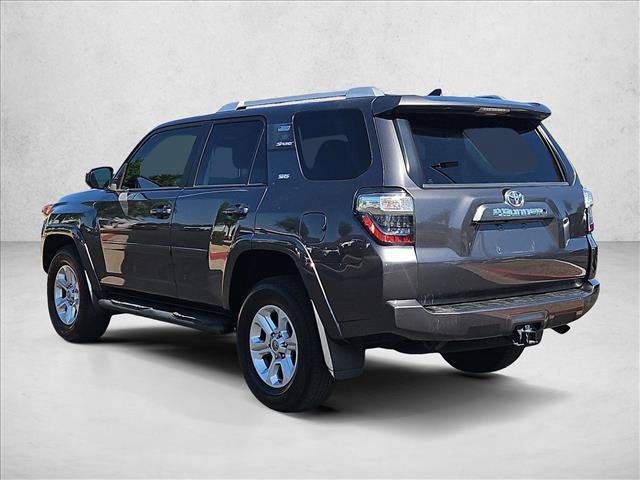 Used 2018 Toyota 4Runner SR5 AWD/4WD image 9
