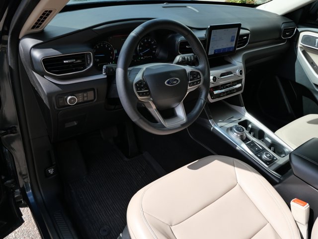 Certified 2024 Ford Explorer XLT w/ Equipment Group 202A AWD/4WD image 12
