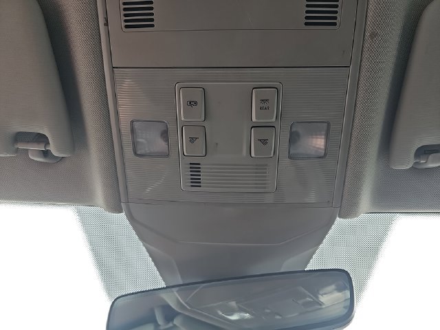 Used 2024 Volkswagen Jetta S FWD image 30