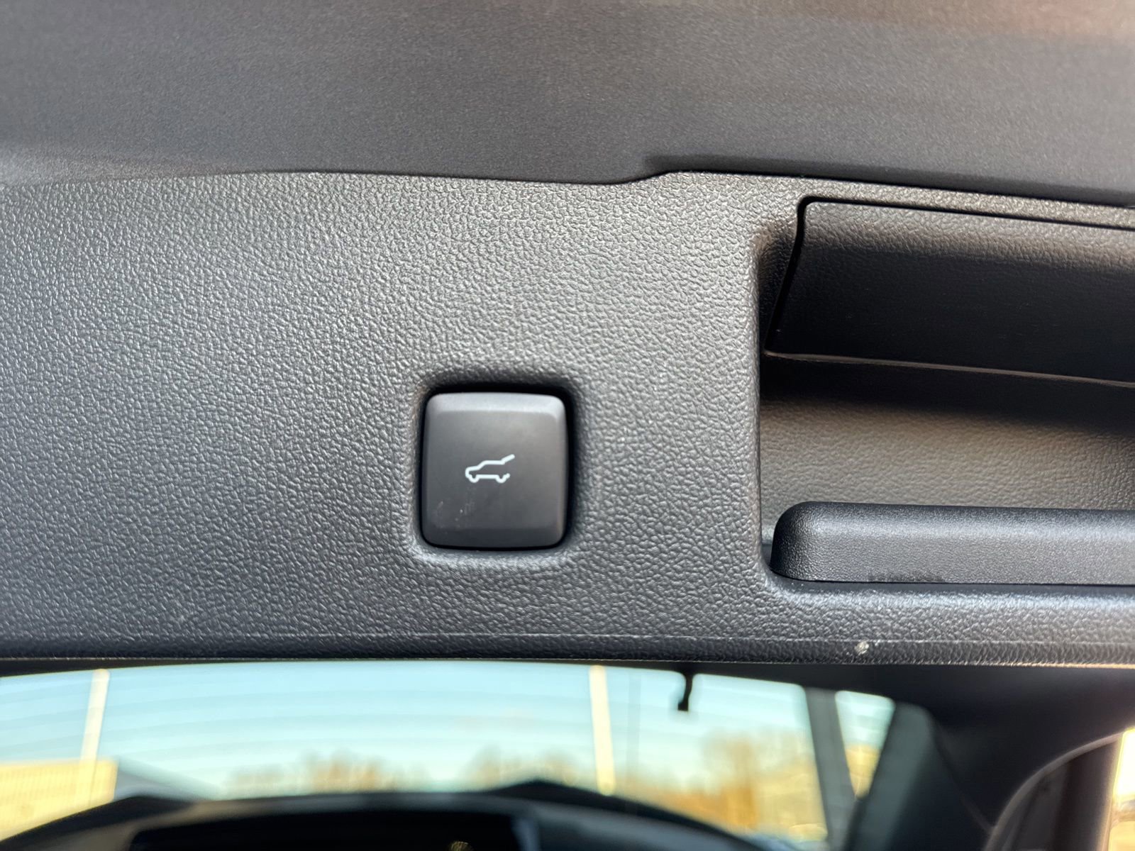 Certified 2024 Ford Escape ST-Line w/ Tech Pack #1 image 38