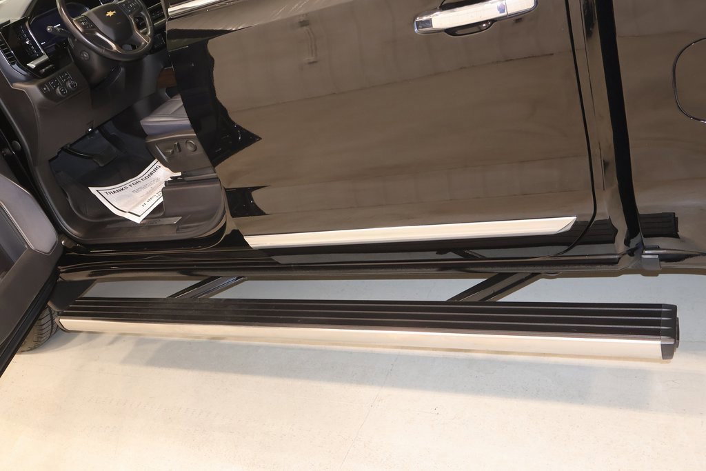 Used 2022 Chevrolet Silverado 1500 High Country w/ High Country Premium Package image 43