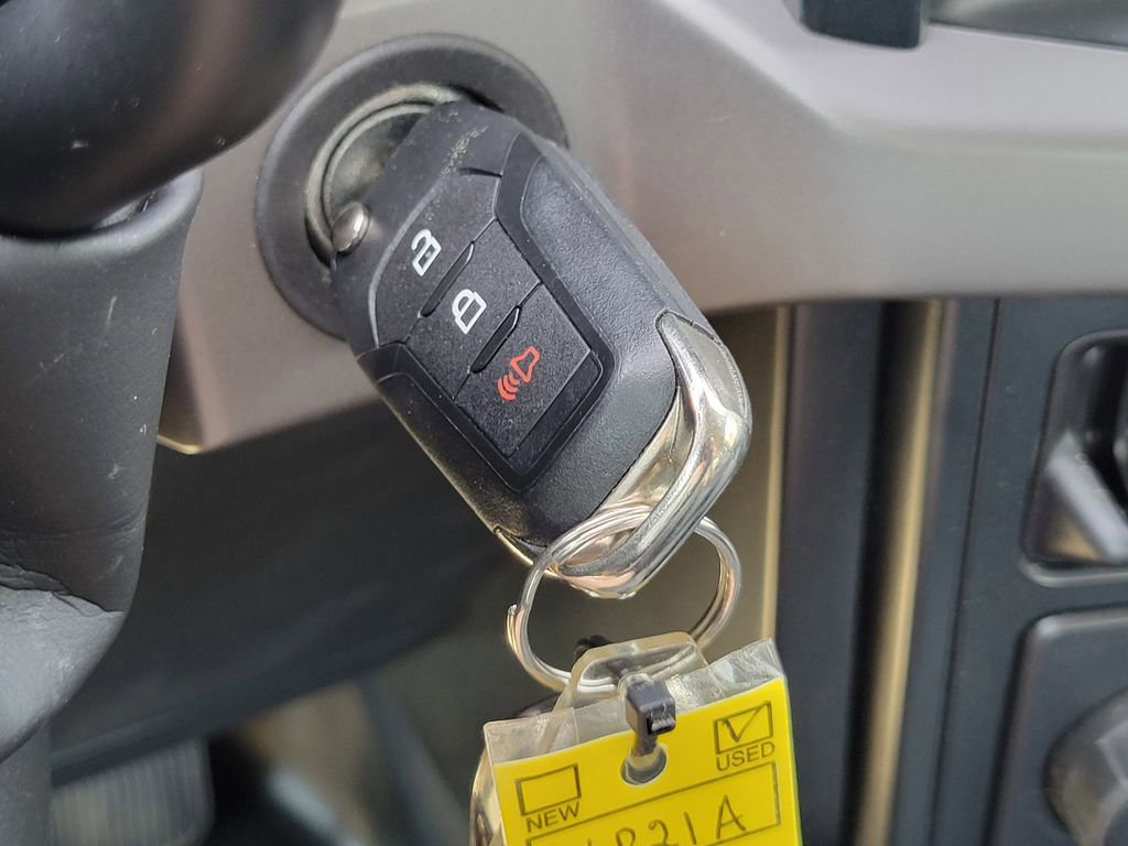 Certified 2025 Ford F150 XL image 34