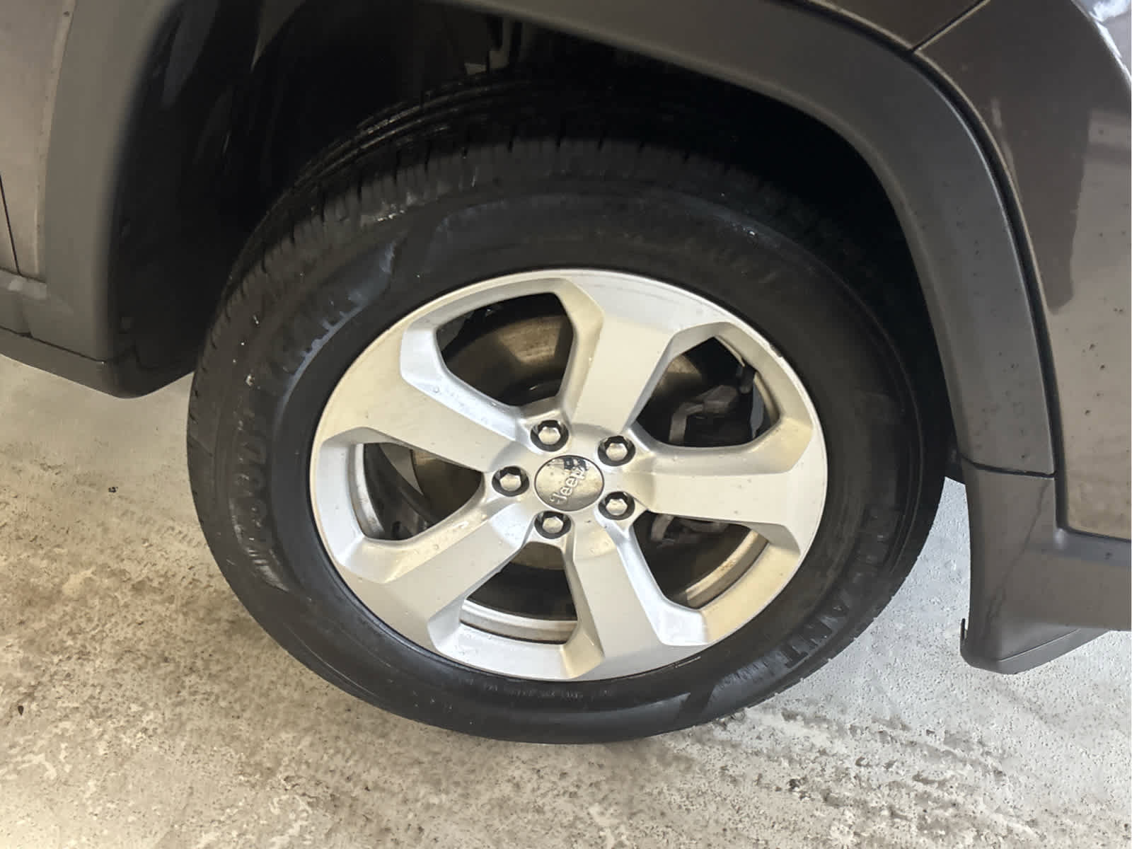 Used 2018 Jeep Compass Latitude w/ Cold Weather Group image 61