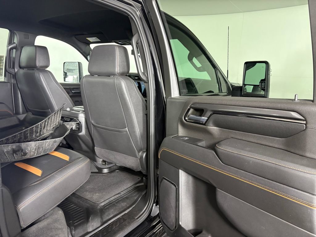 Used 2024 GMC Sierra 2500 AT4 AWD/4WD image 33