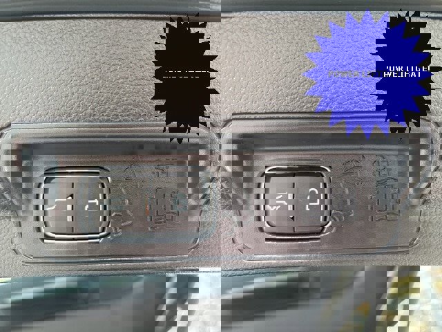 Certified 2022 Ford Explorer XLT w/ Equipment Group 202A image 31