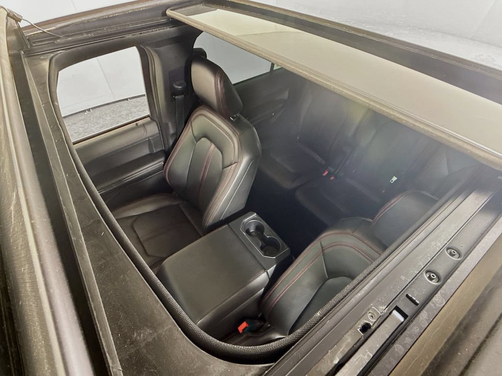 Certified 2022 Ford Expedition Max Limited AWD/4WD image 4