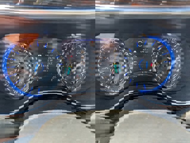 Used 2023 Chrysler Pacifica Limited image 15