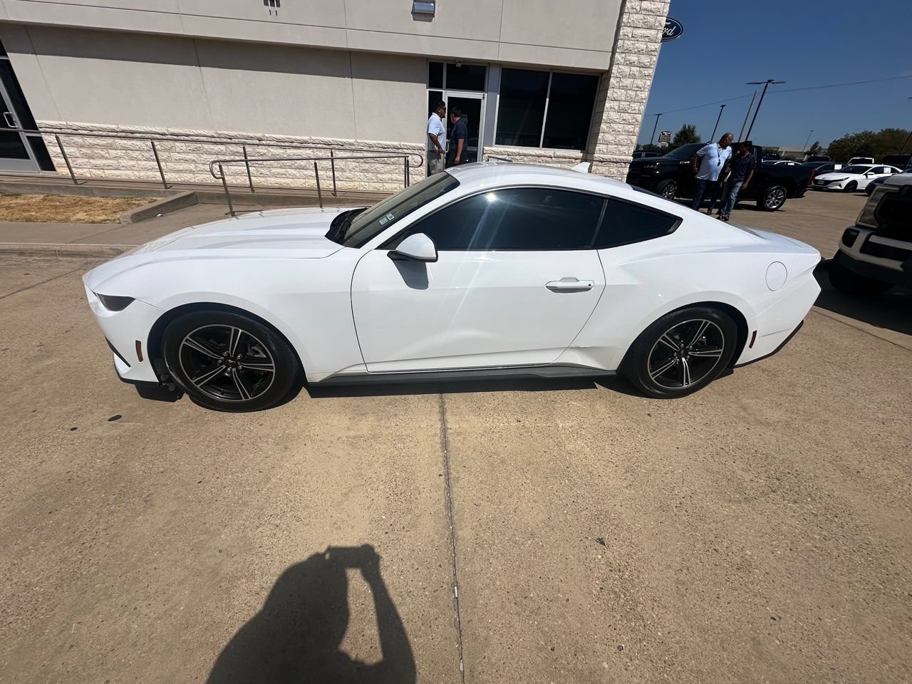 Certified 2025 Ford Mustang Coupe RWD image 4
