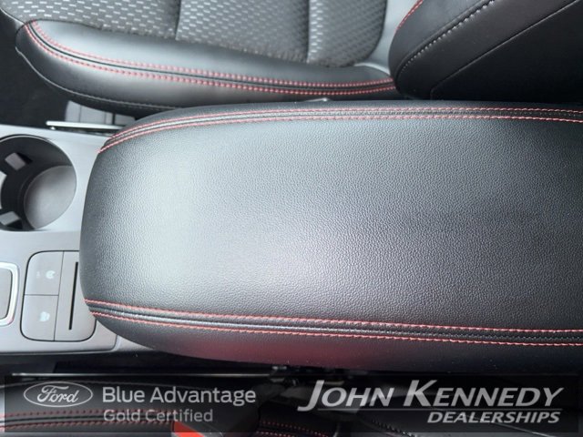 Certified 2025 Ford Escape ST-Line w/ Cold Weather Package image 29