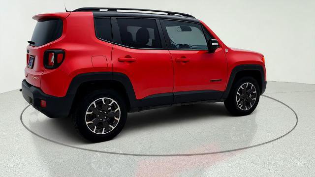 Used 2023 Jeep Renegade Trailhawk AWD/4WD image 8