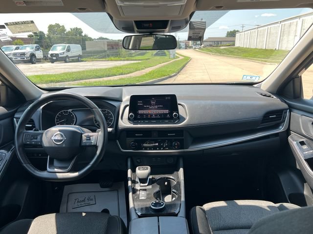 Used 2025 Nissan Rogue SV AWD/4WD image 22