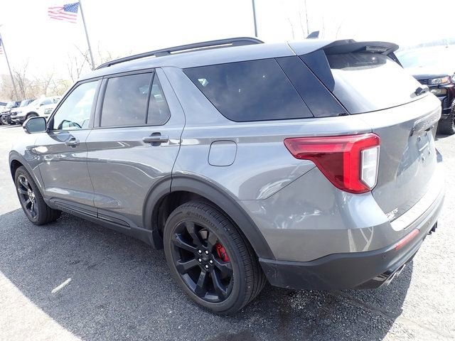 Certified 2023 Ford Explorer ST w/ Equipment Group 401A image 5