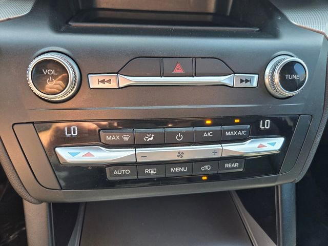 Certified 2020 Ford Explorer XLT w/ Equipment Group 202A image 28